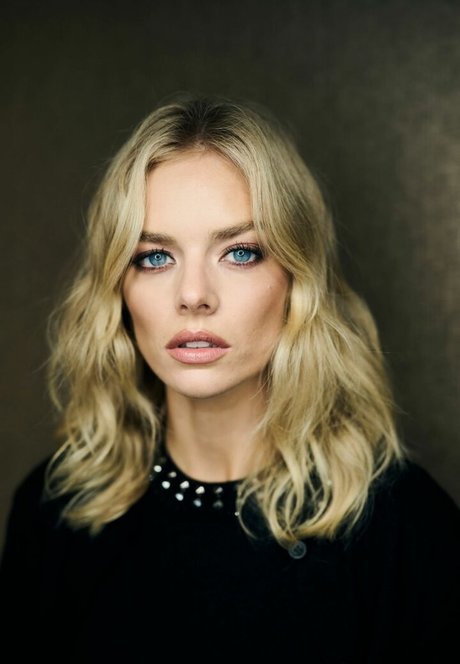 Samara Weaving 最高のモデル 写真