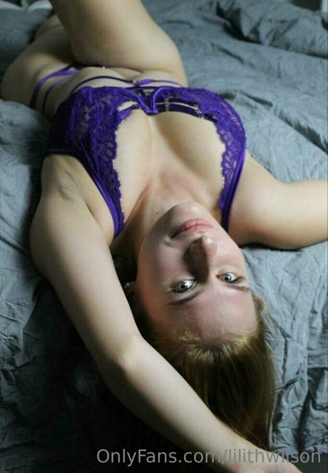 lilithwilson ヌードモデル 写真