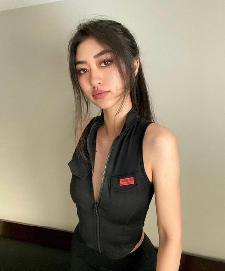 美しいアジア人OnlyFans 裸 写真