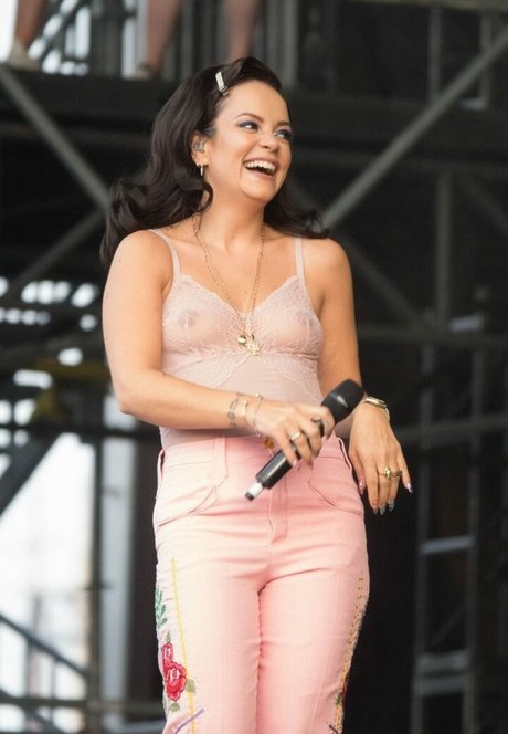 Lily Allen セックススター ギャラリー