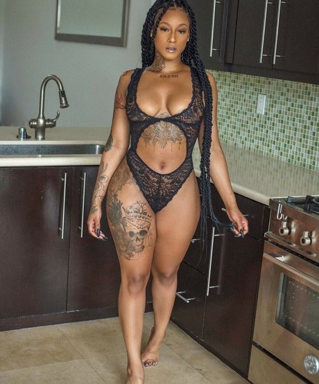 Mizz Twerksum セックスポルノスター 写真