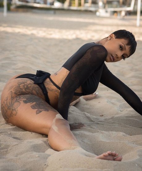 Mizz Twerksum トップモデル 写真