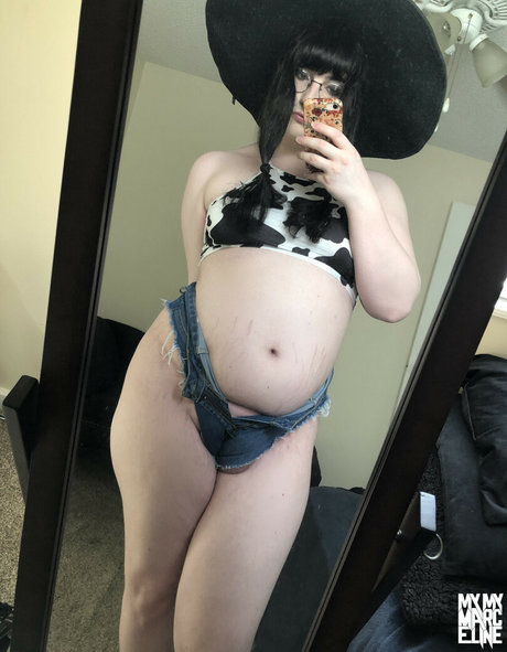 mymymarceline top profile image