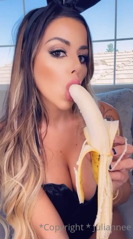 Juli annee 美しいポルノスター 写真