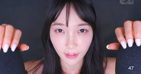 Eunzel ASMR 美しいポルノスター 画像