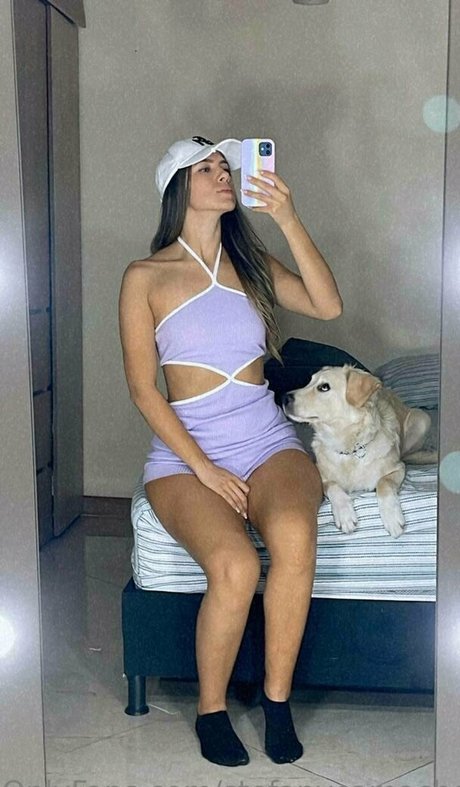 stefanycamacho セクシーなスター 写真