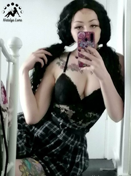 angelbbynatalya ポルノモデル 写真