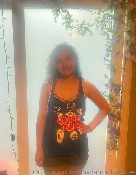 tinydancerbrittfree 独占女優 写真