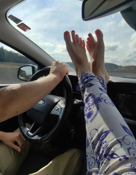 footjobsqueen セクシーなスター 画像