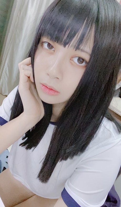 Hieey セクシーなスター 写真