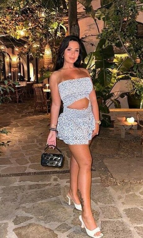 Silvia Iorio セックスモデル アーカイブ