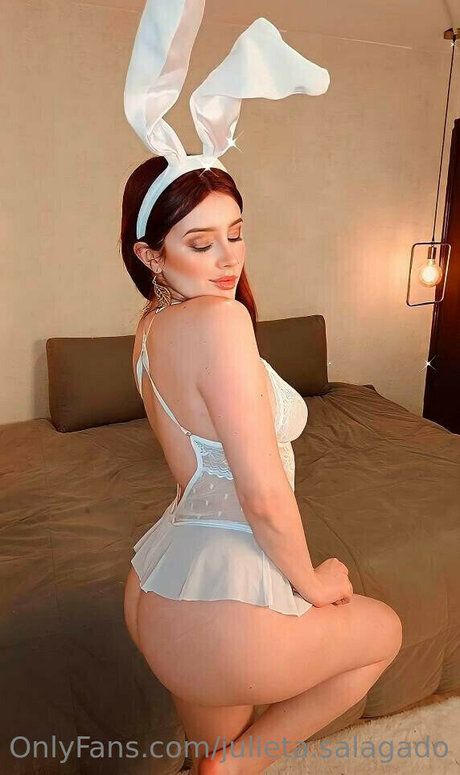 Julieta Salgado ポルノスター 裸 画像