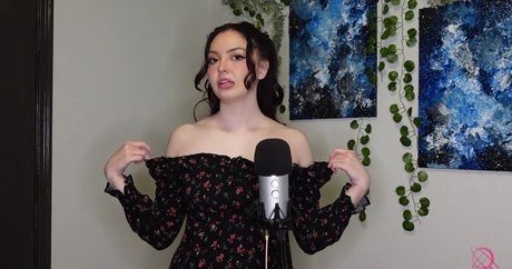 Quantum ASMR ヌードモデル 画像
