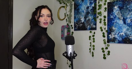 オンリーファンズでのセクスティング 美しいxxx 画像