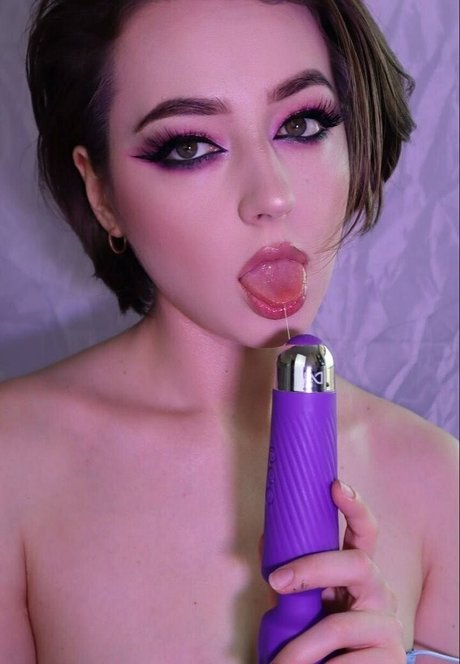 kristixxx エロティック女優 写真
