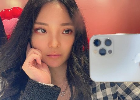 Codemiko セックスモデル 写真