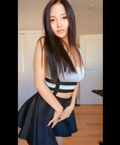 Codemiko ホットモデル 写真
