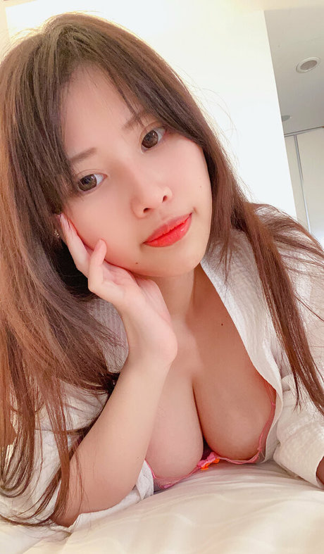 Kaya Huang ヌードモデル ギャラリー