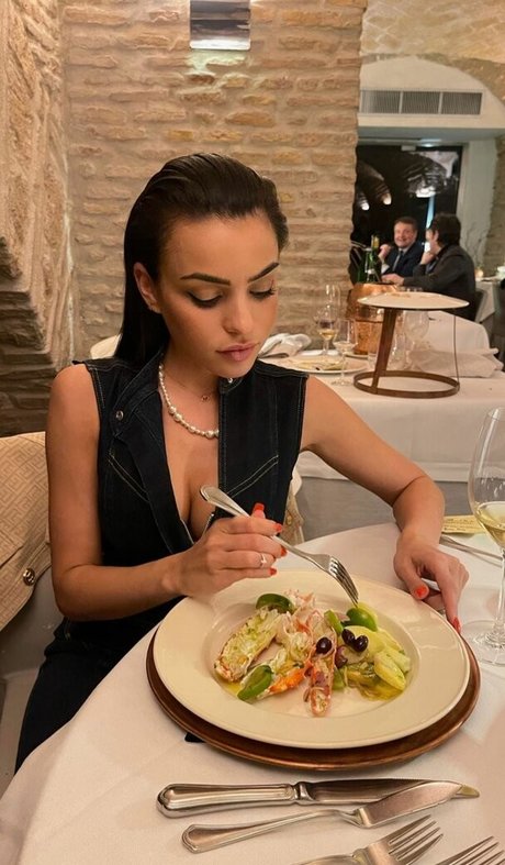 Anabel Hernandez ホットなスター 写真