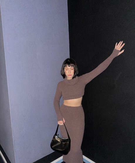 Greta Fernandez 裸のモデル 写真