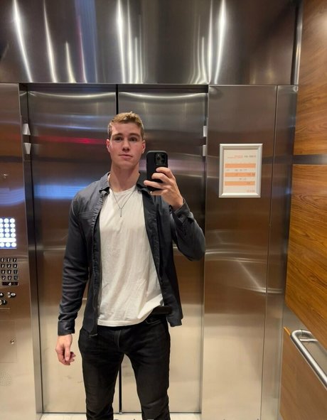 swolemattyy XXXモデル 画像