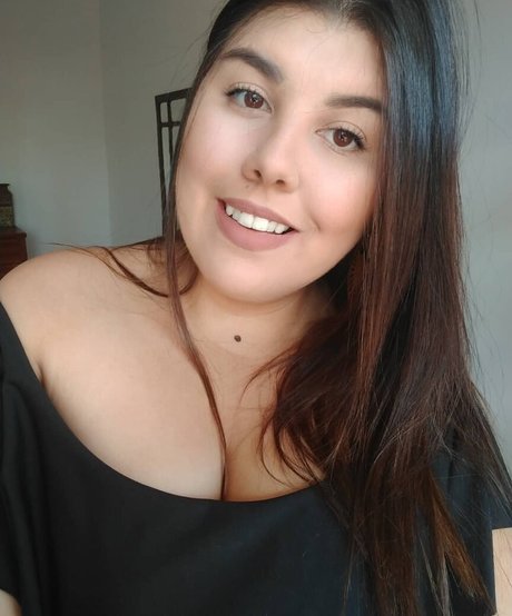 Bianca Novaes エロティックなモデル 画像