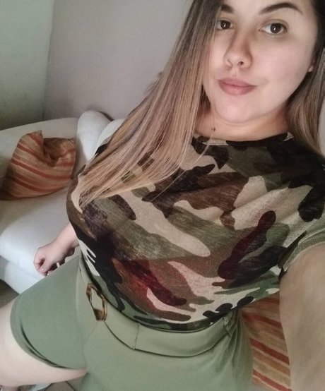 Bianca Novaes ヌードスター 写真