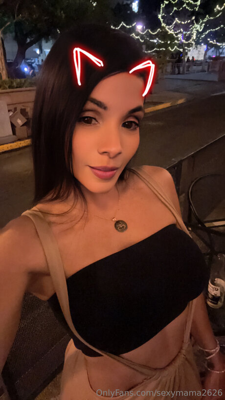 asmr 裸 onlyfans 無料 画像