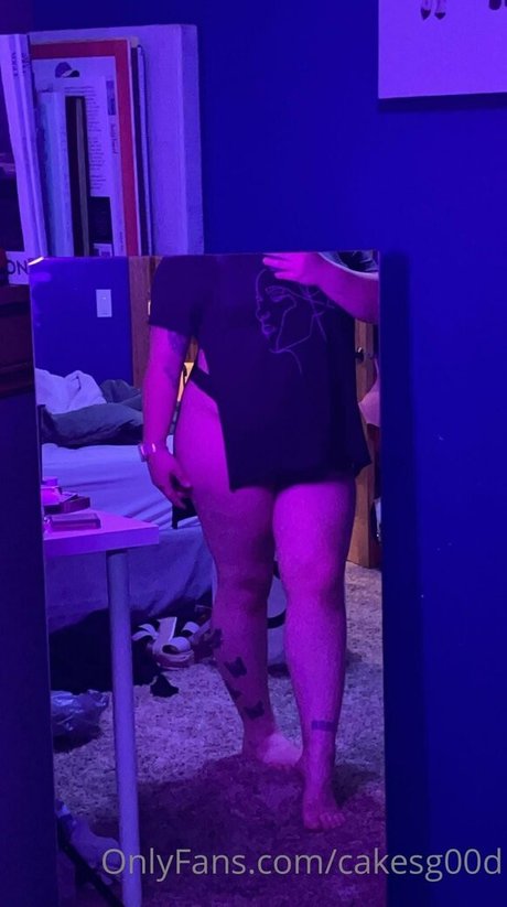 cakesg00d top profile image