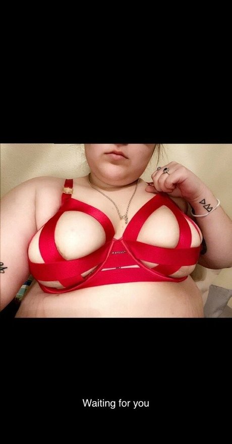 shadydoll2 top profile image