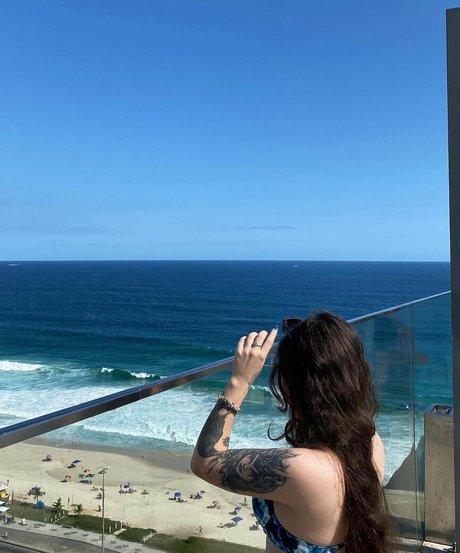 Diretora Muniz アダルトスター 写真