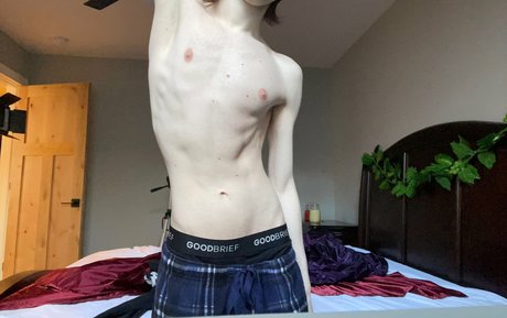 Catboiaoi 素敵なモデル 画像