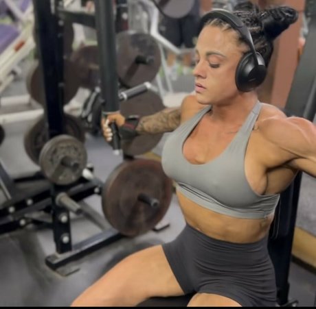 bree physique ifbbpro アダルト女優 画像