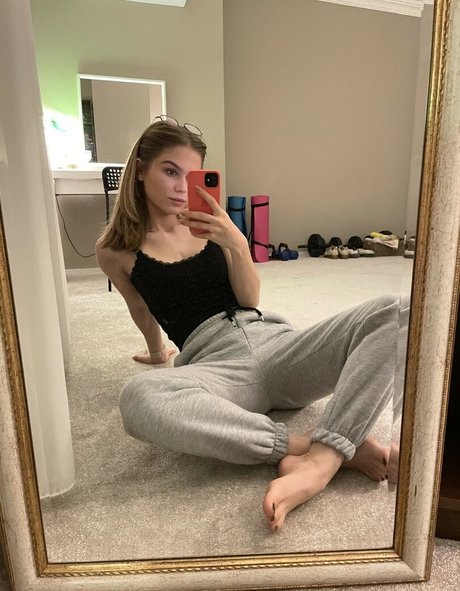 Lizi Asmr ホット女優 写真