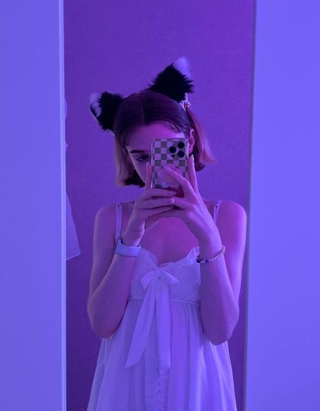 Shadsi ヌードスター 写真