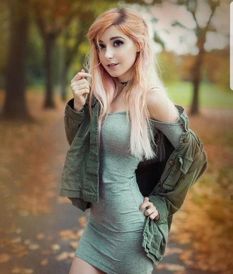 AnniTheDuck 完璧な女優 画像