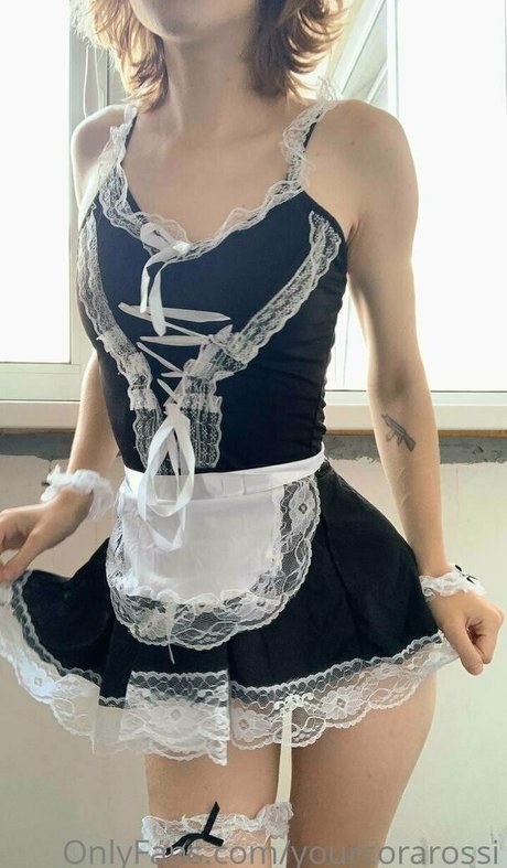 YourCoraRossi ヌードのポルノスター 画像