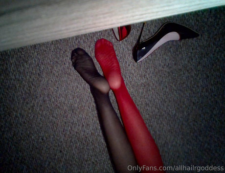 allhailrgoddess セックスモデル 画像