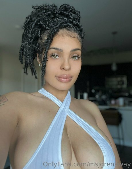 Jasmine Grenaway 最高のスター ギャラリー