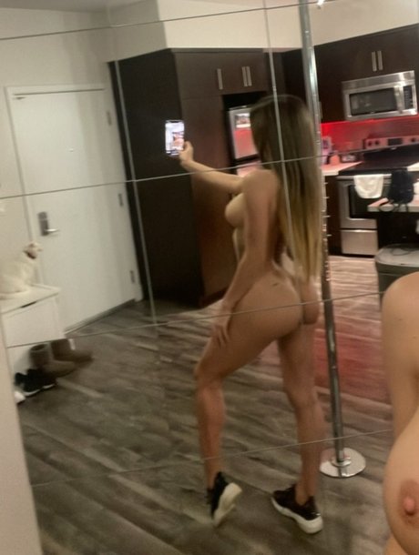 Ella Reese HDモデル 写真