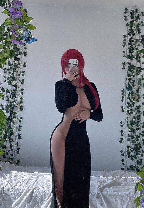 Lolaaasaur ポルノスター パーフェクト 画像