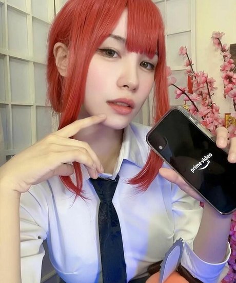 Lolaaasaur かわいいモデル 画像