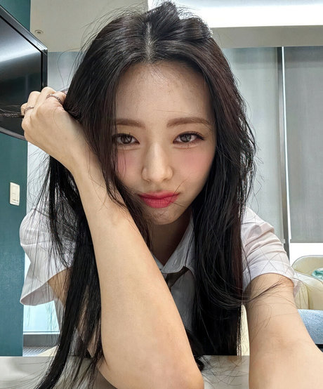 itzy all in us ポルノスター 美しい 画像