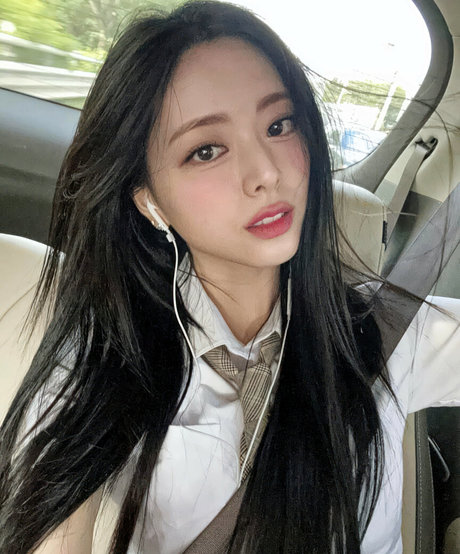 itzy all in us 無料女優 ギャラリー
