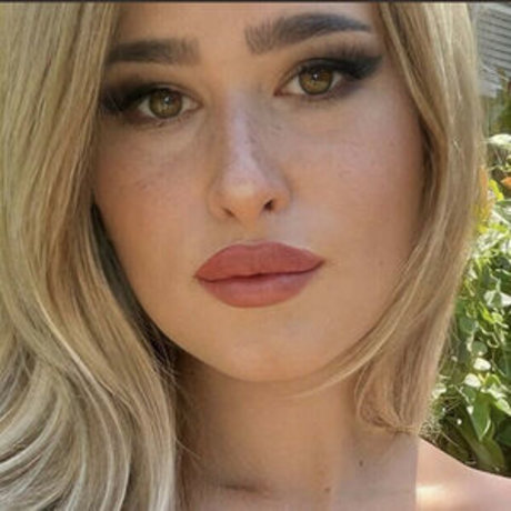 Hollyhawthorne ホットなモデル 画像