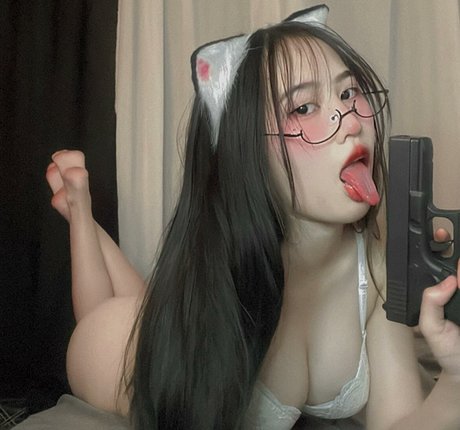 Yunne uwu ポルノスター 美しい 写真