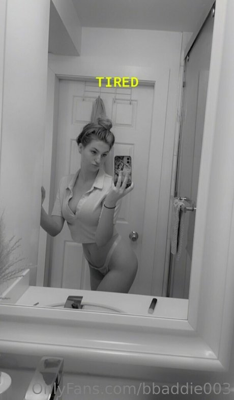 bbaddie003 美しいモデル 写真