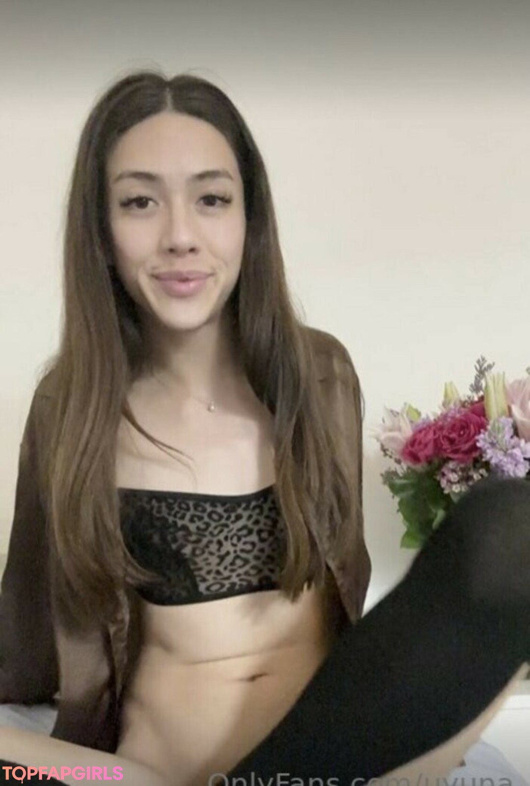 Uyuna 無料女優 アーカイブ