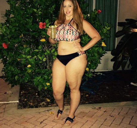 Thickitalianmami ヌードモデル ギャラリー