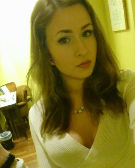 elina twich セックスモデル 画像